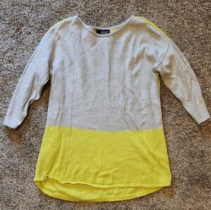 ANA Neon Yellow Mesh &‎ Gray Colorblock 3/4 Sleeve Soft Sweater